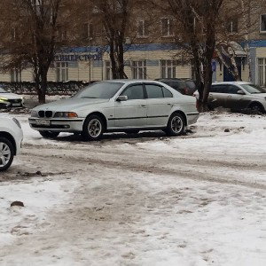 жизнь трудна