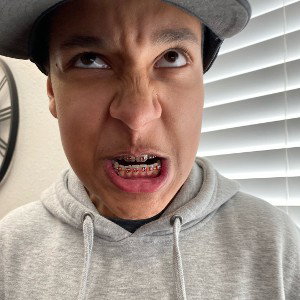 I hate noah hes black
