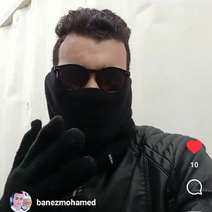 MOHAMED.  EN LA VIDA TIENE QUE DISFRUTAR CON ELLA.