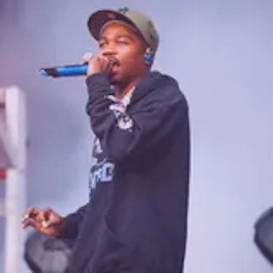 Welcome to the hood now now we good Shasta gla gla gla bi*ch  do you hear that b*ch l have bichis in my house  so Fuck y