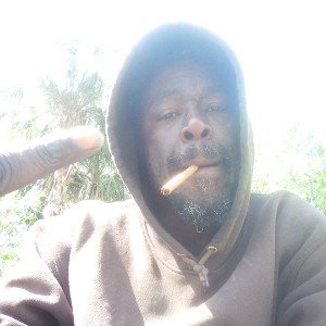 Digging_Gucci