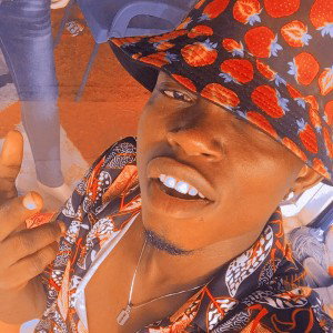 Hustla (00:09:09)