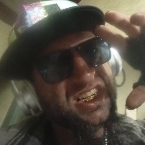 FREESTYLE MY NUTTS (Ft.JoeDog)