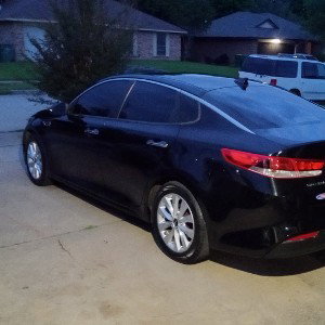 Kia optima man