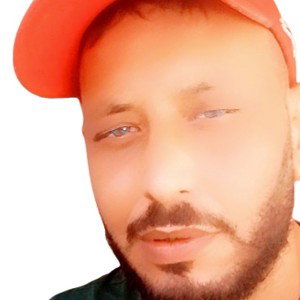 عجب تحكي على الحب