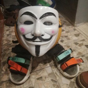 Анонимный Анонимус