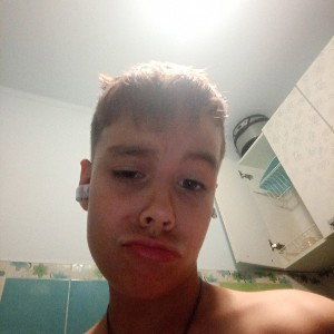 Gucci a man barbi a can lepse xa a cans swem live and wan love a can smack that