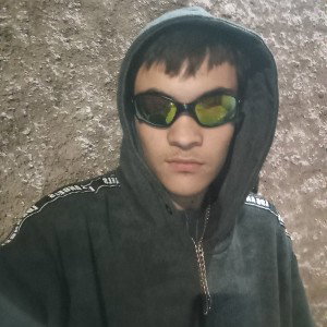 rindo da cara da midia