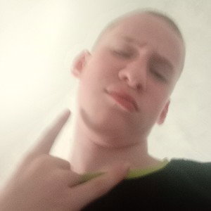на нарах