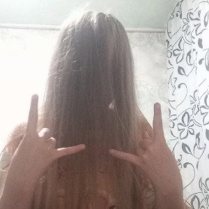 24 часа не будет видеть тебя что же мне делать теперь без тебя в голове мысль лишь только 1 ну зачем ты уезжаешь от меня