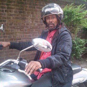 DESPATCH RIDER DE BIKE COURIER 