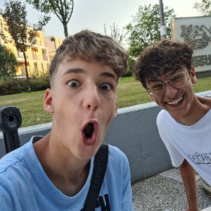 la cacca puzza
