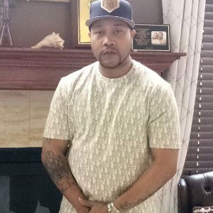 Sleeve Lit!