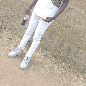 niggas wanna see me down