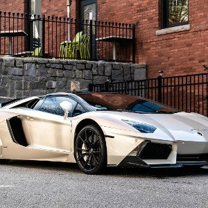 V12
