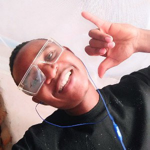 AM AHERO(Official music)