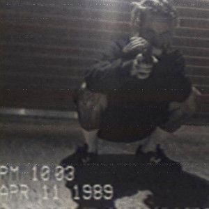 (Verse 1) Yeah, I'm stepping out the shadows, cape on my back, City lights shining, I’m ready for the attack. Heart of a