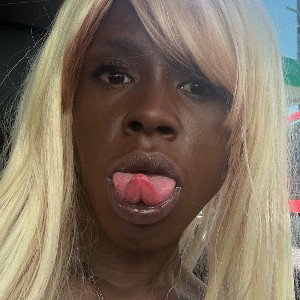 chitchat Copyrighted and created Tyshay McCoy Aka Barbie Hussle 2