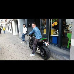 PRIVÉ (15:00:43)