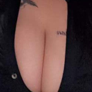 I l<3 ;) big titys 