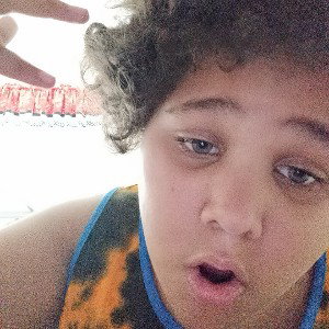 look at me but if it was made by a crackhead