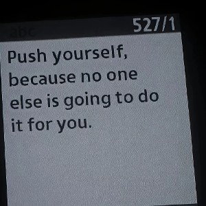 NEVER GIVE UP 