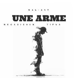  une arme... 