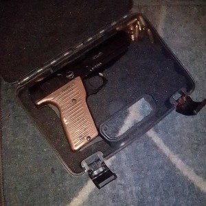 ClipzEmpty