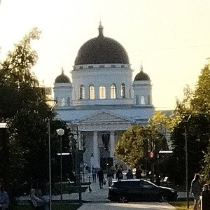братья не могут быть врагами 