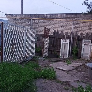 некого нету
