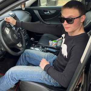 Жизнь трудна