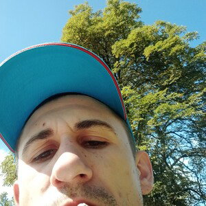 Achcik-Nikdo Nikdy