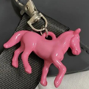 The ponies ain't so pink anymore 