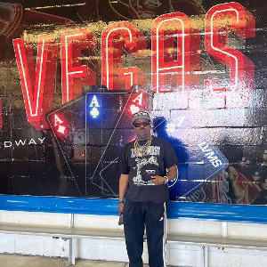 og dinosaur has relocated 805 to 702 jackpot 🎰 las Vegas baby 🤫🤫🤫🤫👌🏾🦖🦖🦖🦖🦖🦖