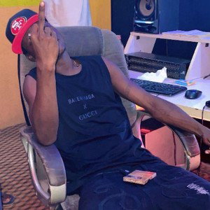 Jerryloba_- Yolo  [prod & M by ykholybeatz]