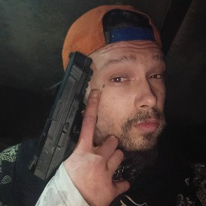 Guns_and_Ho_s
