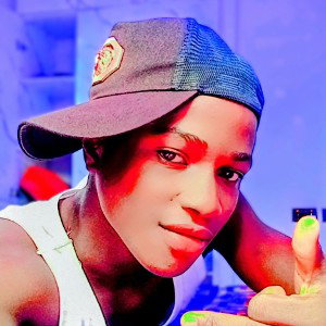 EFIZZY -& Mercygboy  STORY  