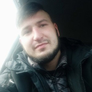 Надежда жила ,но как и кровь застыла