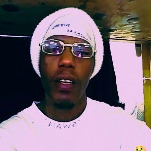 I know you see me!!