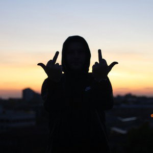 МИГРАН - Тварь (feat. Just Sanya)