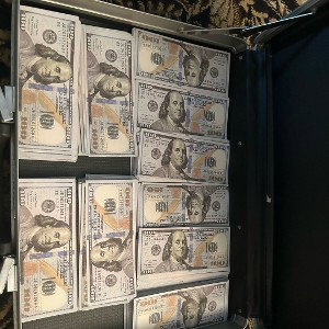 Seven Money Army (23:38:11)