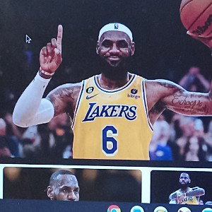 King James👑