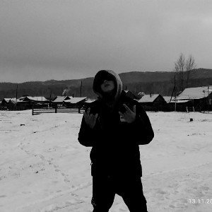жизнь труда - это точно ну искать свою надо ну не надо в чужую лести потому что здесь я лидер этот я захожу сюда говорю 