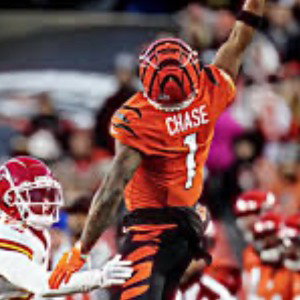 one hand beast 😤