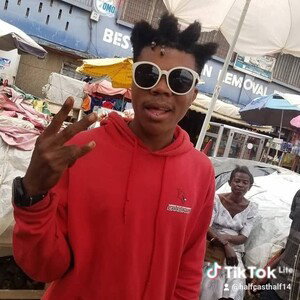 Punchin we need the cash 💵🙏O.C.K🙏💵🔥🔥💪🥂🌟🌟🌟
