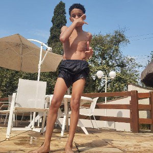 TORNE ISSO MELHOR ft. kalikali