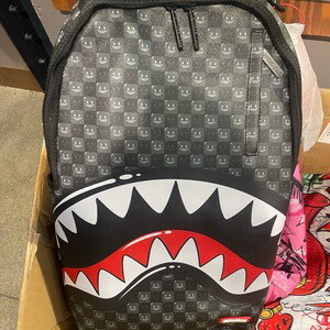 SPRAYGROUND