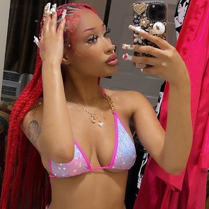 Prettyfcekae Ft Desire - Rich