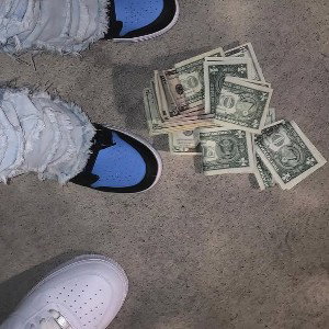 Lil Glee - pose 2
