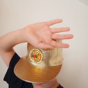 TSCHÜS